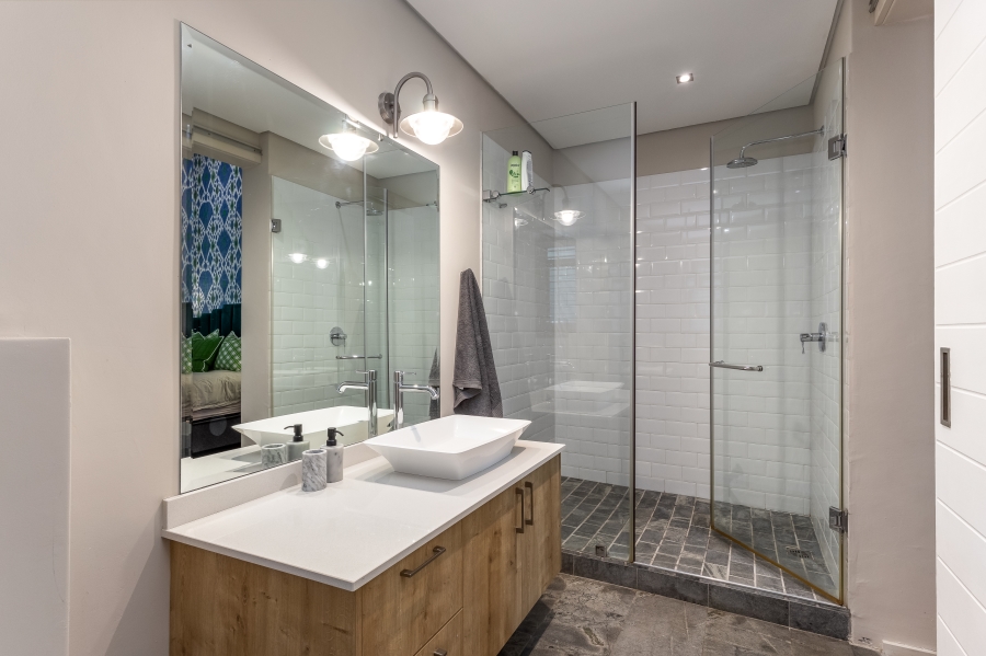 6 Bedroom Property for Sale in Mostertsdrift Western Cape